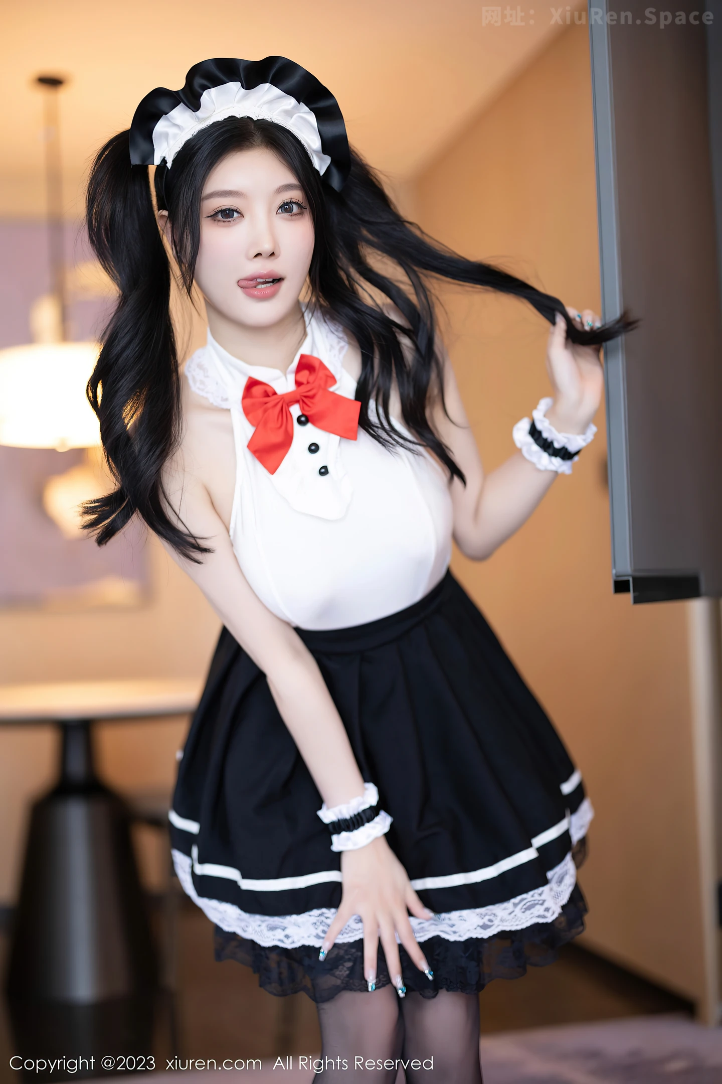 图片[6]-[XiuRen秀人网]VOL.7590 女神杨晨晨Yome性感白色蕾丝内衣配白丝袜秀丰满身材诱惑写真92P-秀人网官方网站